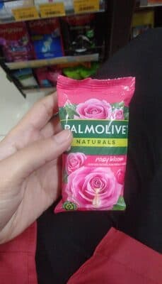 Palmolive Naturals Rosy Bloom