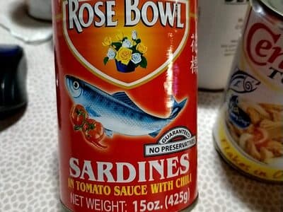 Rose Bowl Sardines in Tomato Sauce with Chili