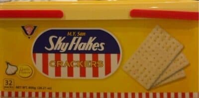 M.Y. San Sky Flakes Crackers Garlic Flavor