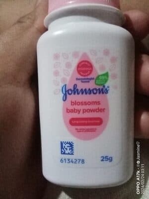 Johnson's Baby Powder