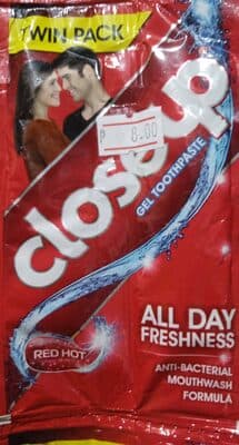 Close-Up Toothpaste Red Hot