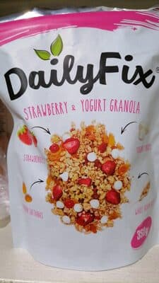 Dailyfix Strawberry & Yogurt Granola