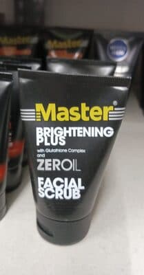Master Facial Wash Men Bright Boost