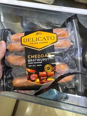 Delicato Prime Picks Cheddar Bratwurst