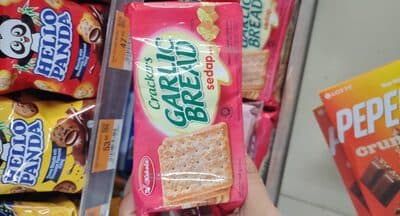 Crackers Garlic Bread